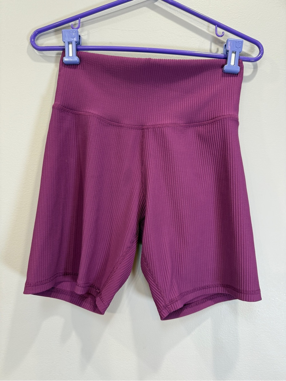 Champion Ribbed High-Waist Bike Shorts - Plum